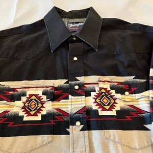 Wrangler Pearl Snap long sleeved men’s large vintage shirt